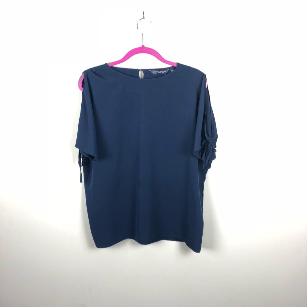 Women’s solid navy blouse